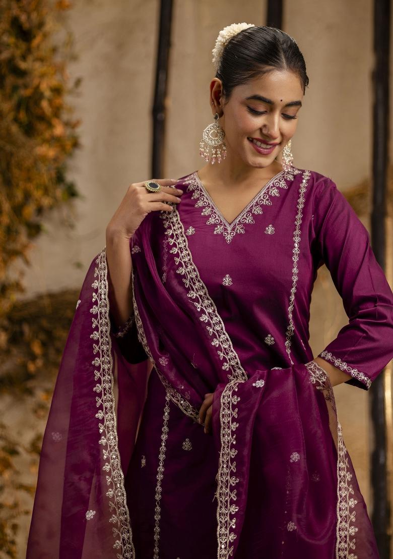 Purple Embroidered Silk Blend Salwar Kameez With Dupatta