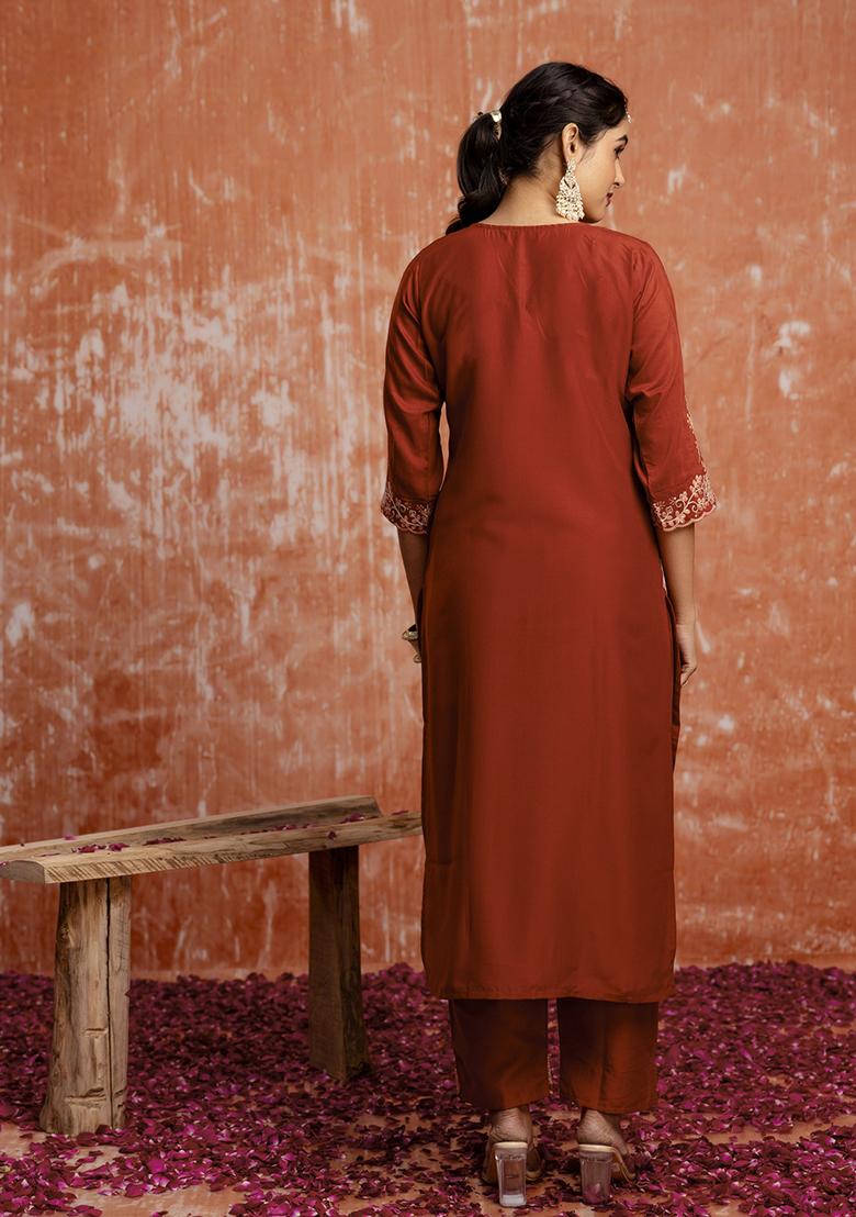 Pink Embroidered Silk Blend Salwar Kameez With Dupatta