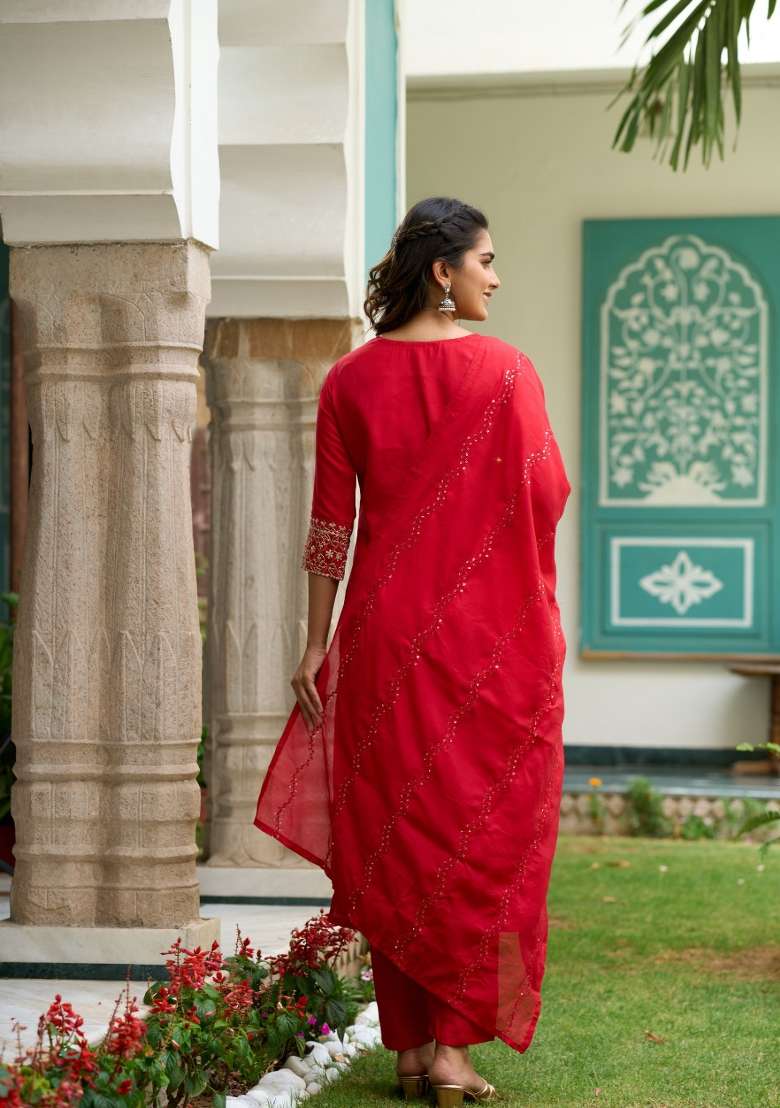 Red Embroidered Chanderi Straight Kurta Set - Indya