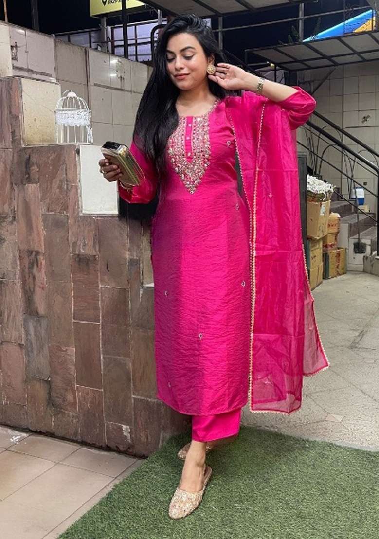 Pink Embroidered Organza Salwar Kameez With Dupatta - Indya