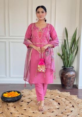 Gajri Pink Embroidered Chanderi Salwar Kameez With Dupatta