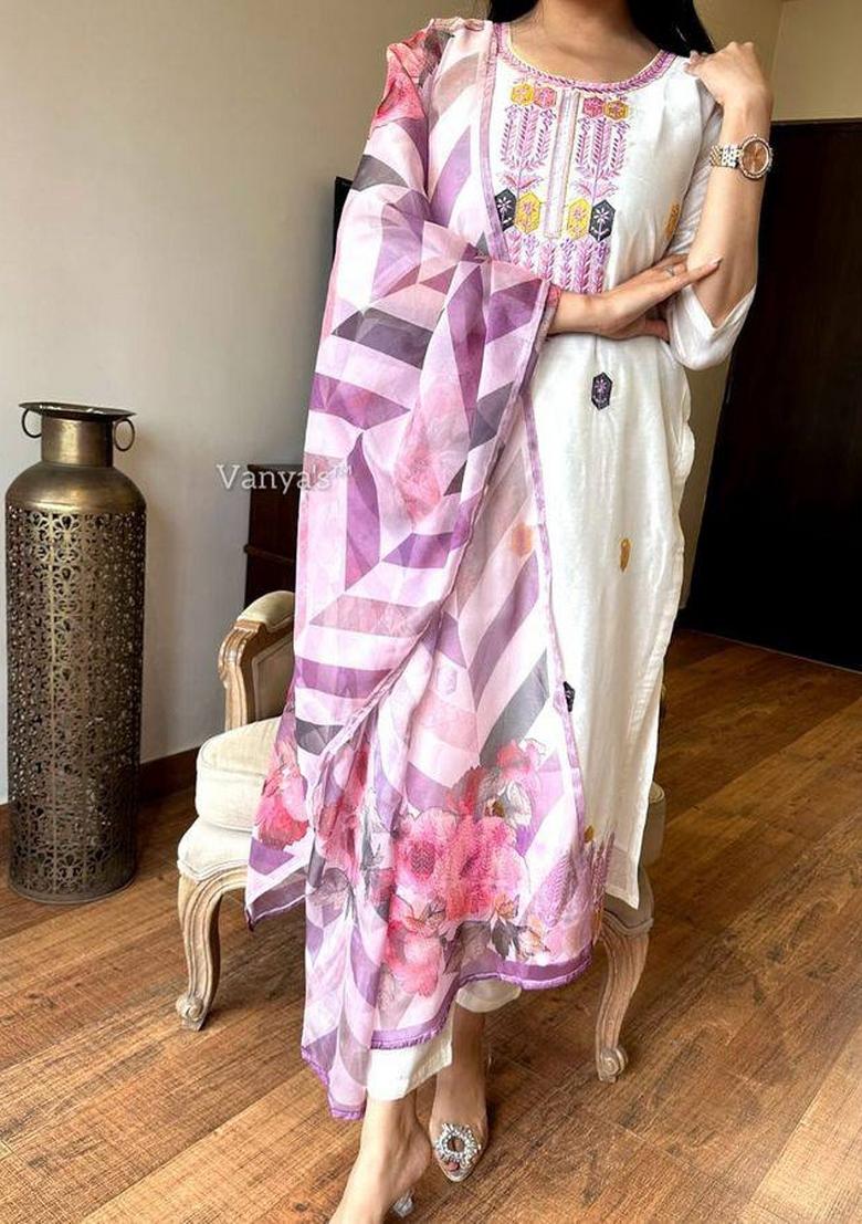 Off White Embroidererd Viscose Chanderi Salwar Kameez With Dupatta
