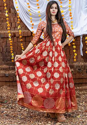 Red Weaving Litchi Silk Gown
