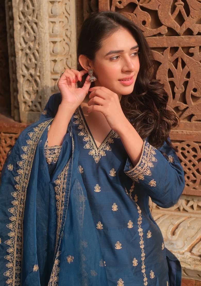 Blue Embroidered Viscose Pakistani Suit Set - Indya