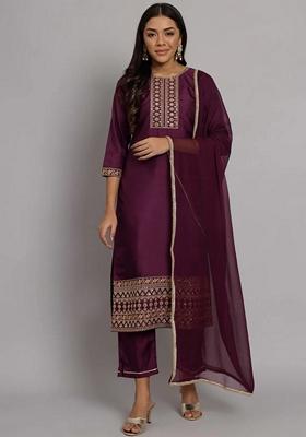 Purple Embroidered Silk Blend Salwar Kameez With Dupatta