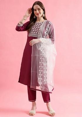 Purple Embroidered Silk Blend Salwar Kameez With Dupatta
