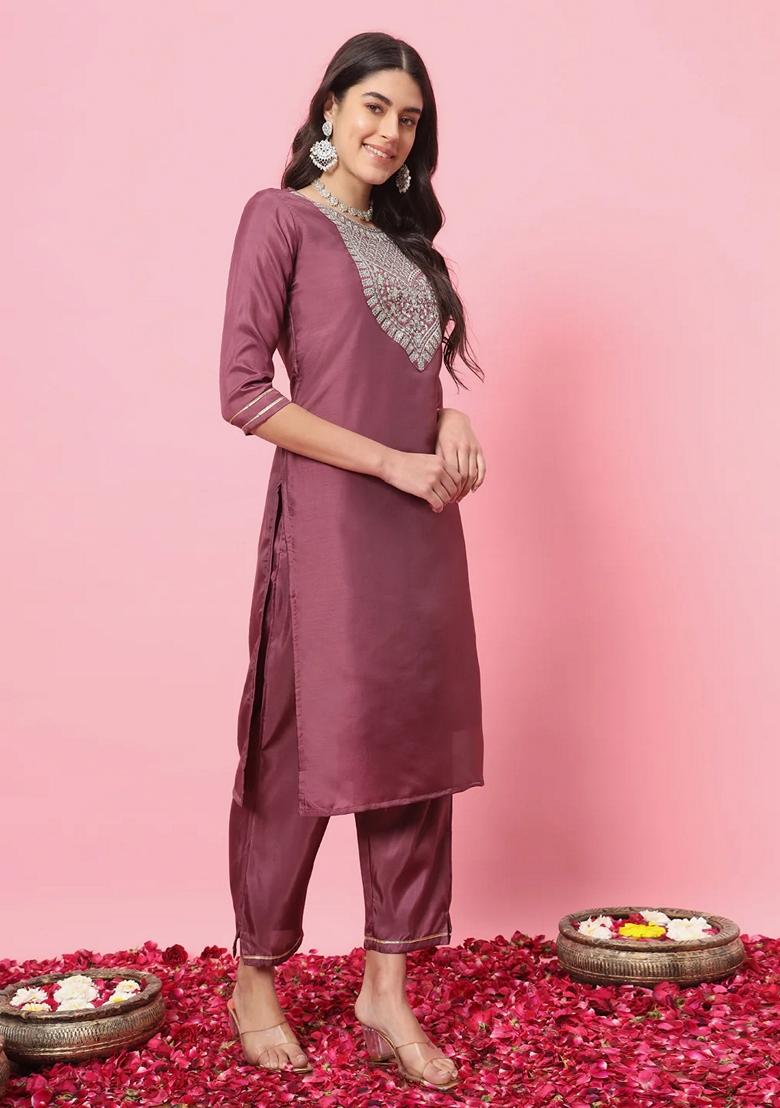 Magenta Embroidered Silk Blend Salwar Kameez With Dupatta
