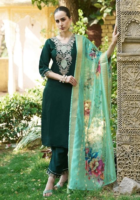 Green Embroidered Viscose Straight Kurta Set