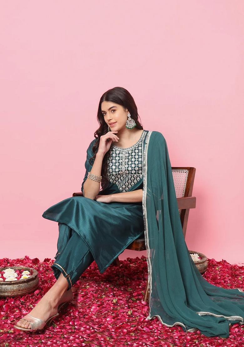 Green Embroidered Silk Blend Salwar Kameez With Dupatta