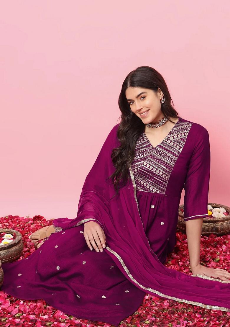 Purple Embroidered Silk Blend Salwar Kameez With Dupatta