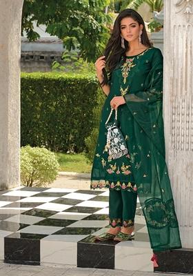 Green Embroidered Silk Blend Salwar Kameez With Dupatta