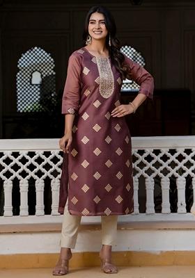 Purple Embroidered Silk Blend Salwar Kameez With Dupatta