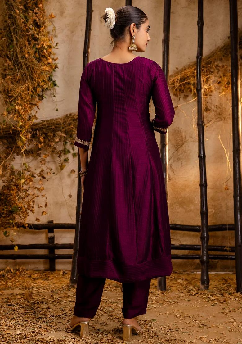 Purple Embroidered Silk Blend Salwar Kameez With Dupatta