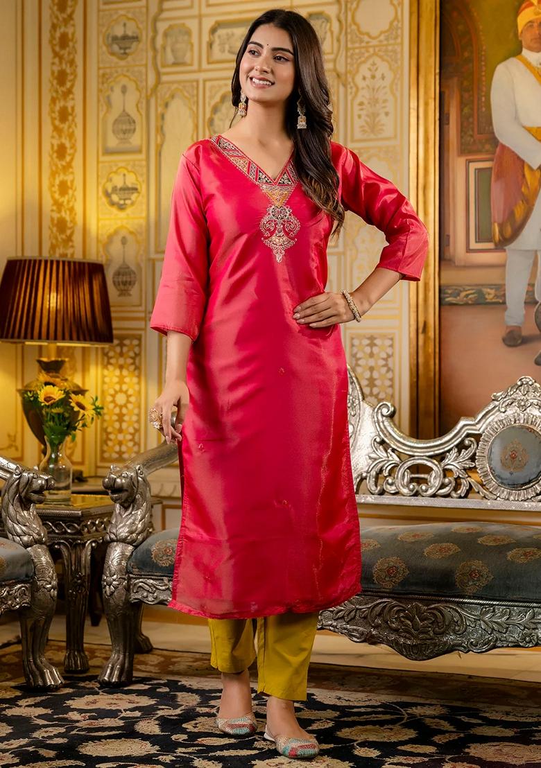 Lavender Embroidered Silk Blend Salwar Kameez With Dupatta