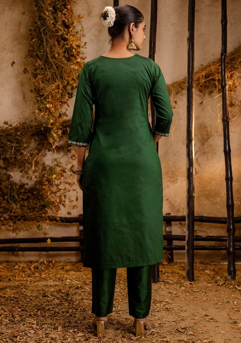 Green Embroidered Silk Blend Salwar Kameez With Dupatta