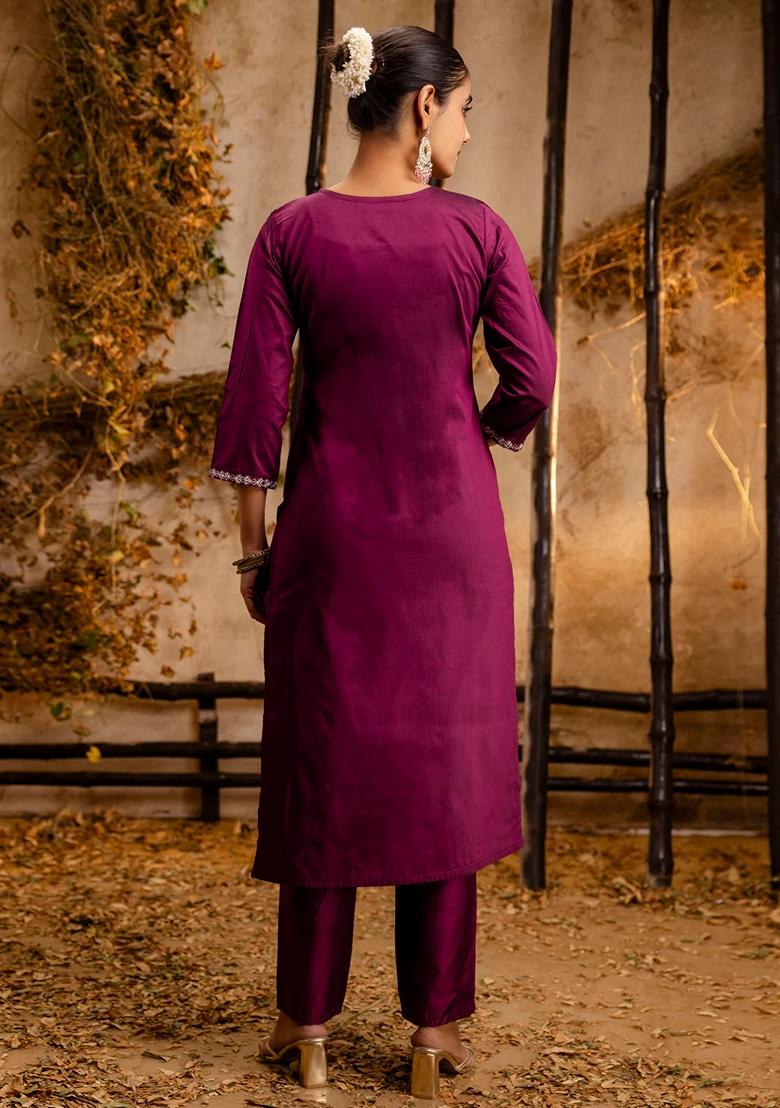 Purple Embroidered Silk Blend Salwar Kameez With Dupatta