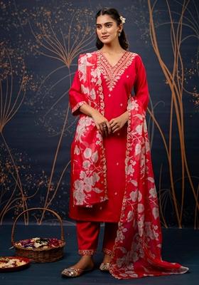 Pink Embroidered Viscose Rayon Salwar Kameez With Dupatta