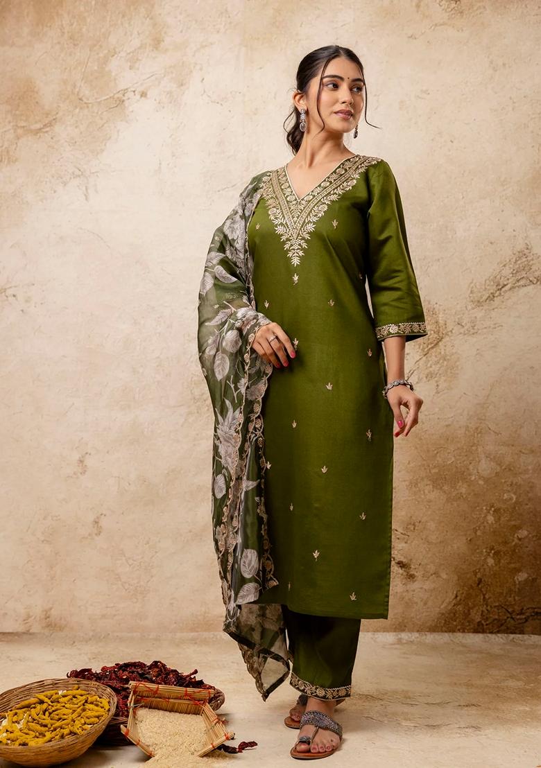 Mehendi Green Embroidered Viscose Rayon Salwar Kameez With Dupatta