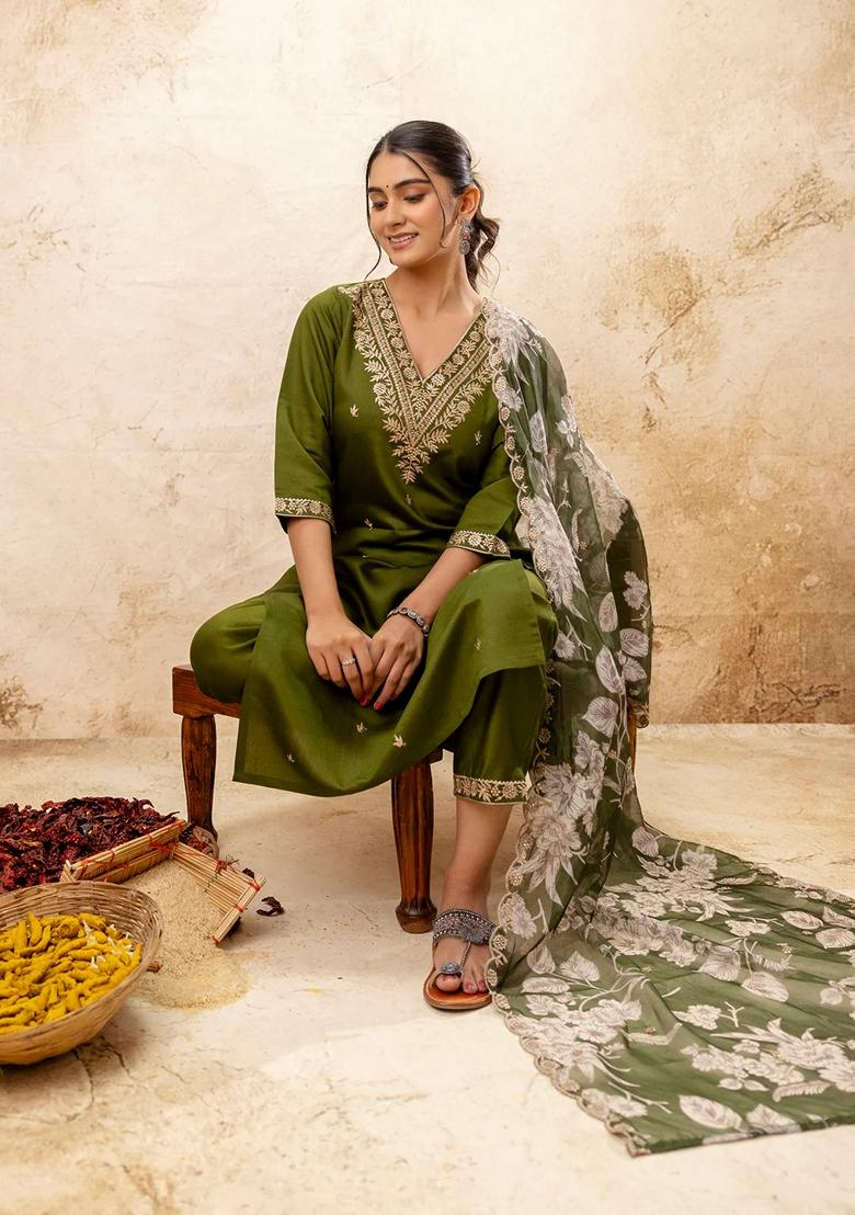 Mehendi Green Embroidered Viscose Rayon Salwar Kameez With Dupatta