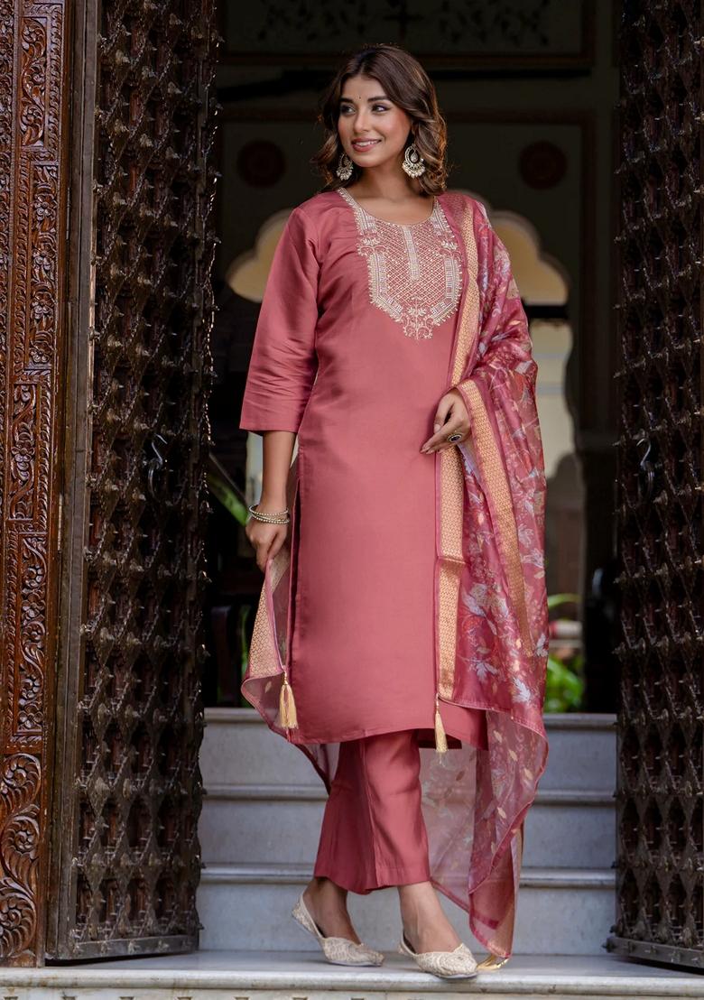 Gajri Pink Embroidered Silk Blend Salwar Kameez With Dupatta