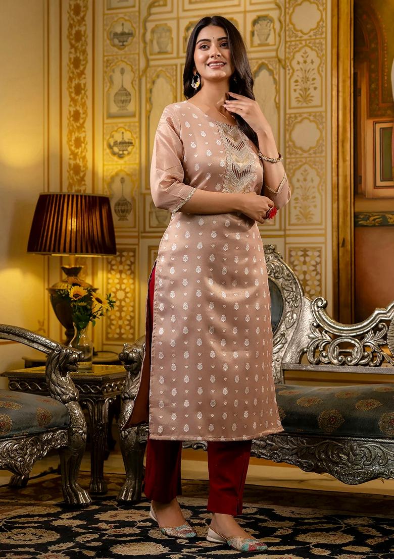 Peach Embroidered Silk Blend Salwar Kameez With Dupatta