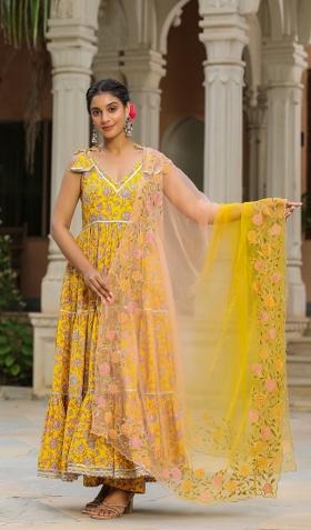 Yellow Embroidered Cotton Blend Salwar Kameez With Dupatta