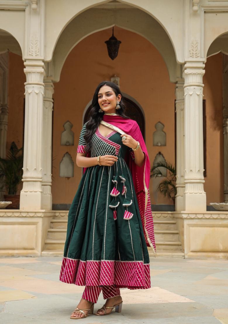 Green Embroidered Cotton Blend Salwar Kameez With Dupatta