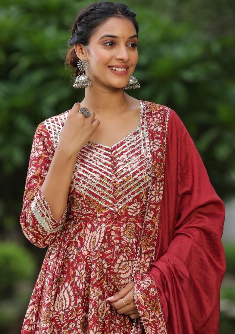 Red Embroidered Cotton Blend Salwar Kameez With Dupatta