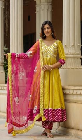 Yellow Embroidered Cotton Blend Salwar Kameez With Dupatta