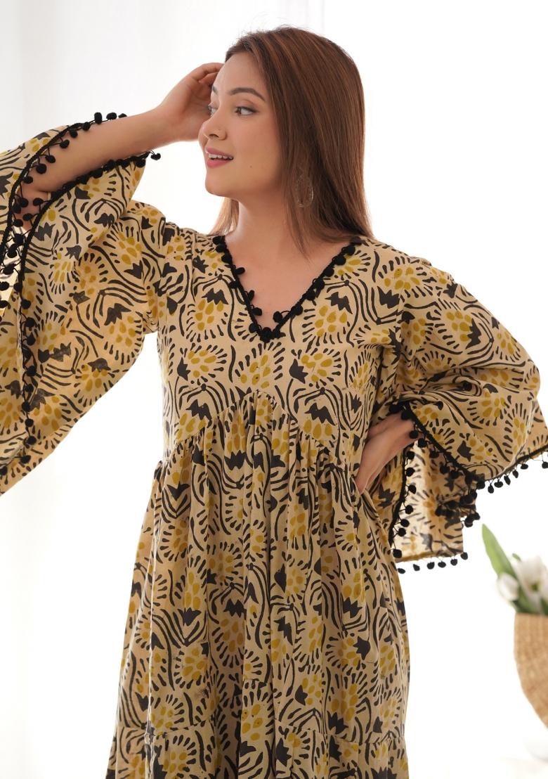 Beige And Black Kalamkaari Print Cotton Blend Gown