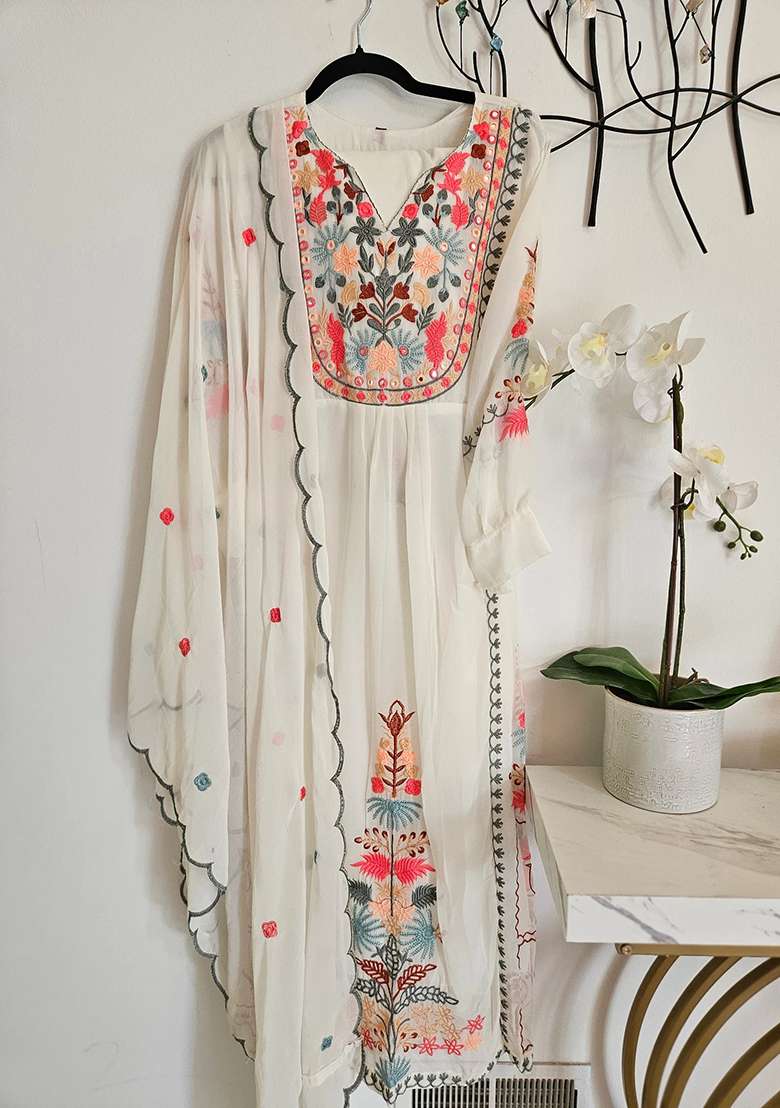 White Embroidered Georgette Straight Kurta Set - Indya