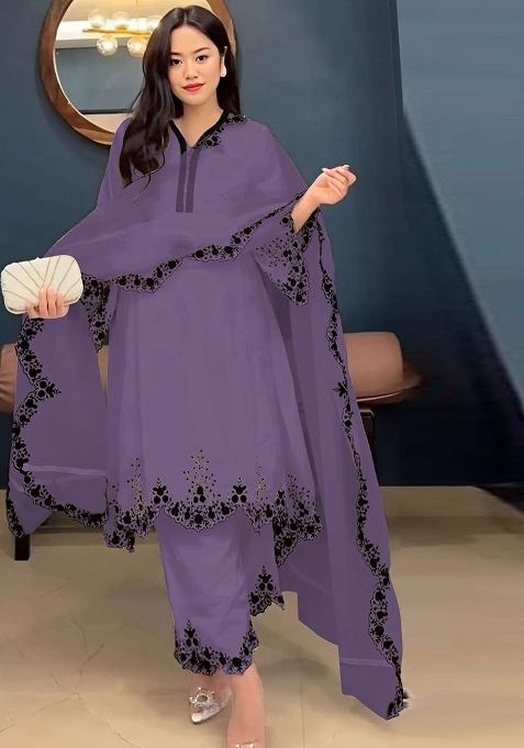 Purple Embroidered Georgette Pakistani Salwar Kameez With Dupatta