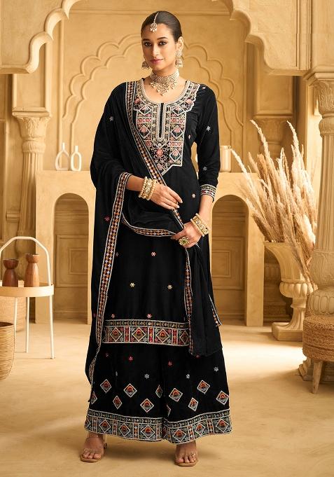 Black Embroidered Velvet Pakistani Salwar Kameez With Dupatta