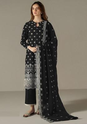 Black Embroidered Georgette Pakistani Salwar Kameez With Dupatta