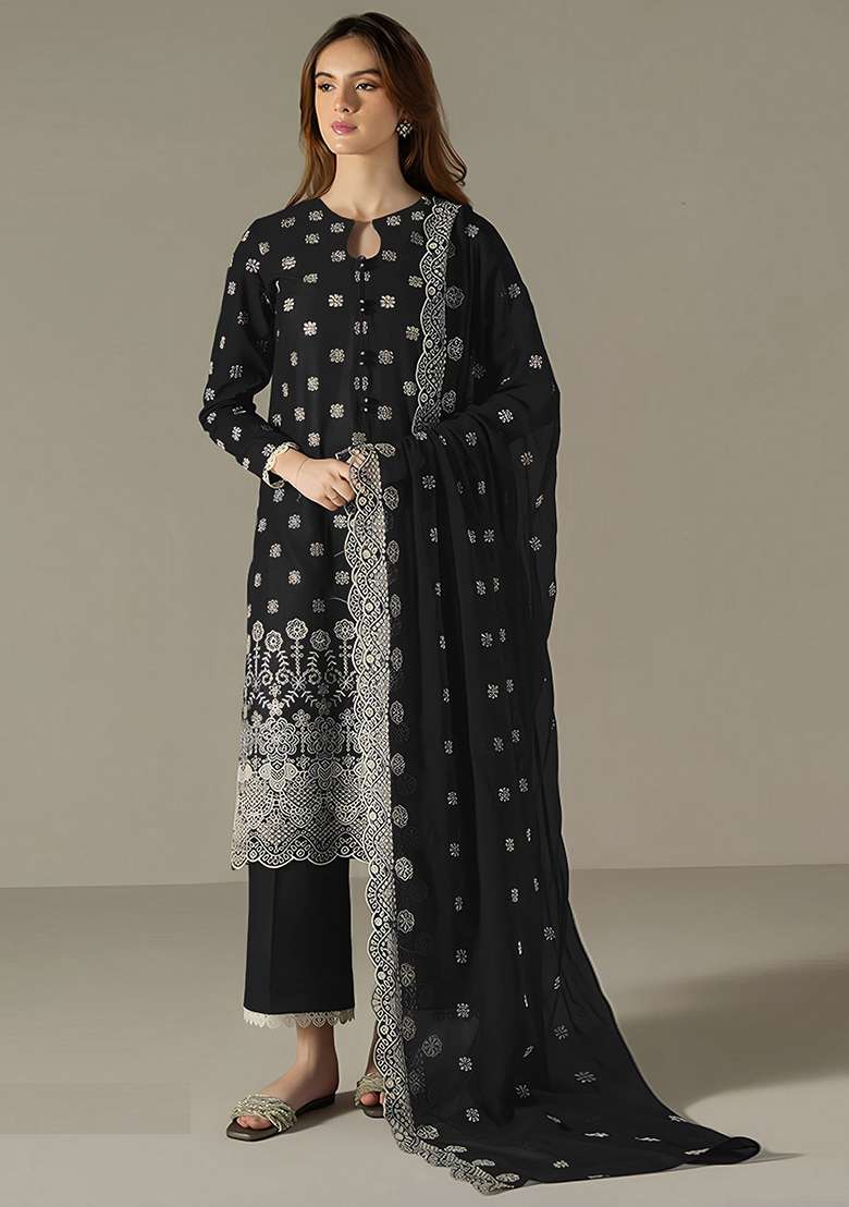 Black Embroidered Georgette Pakistani Salwar Kameez With Dupatta - Indya