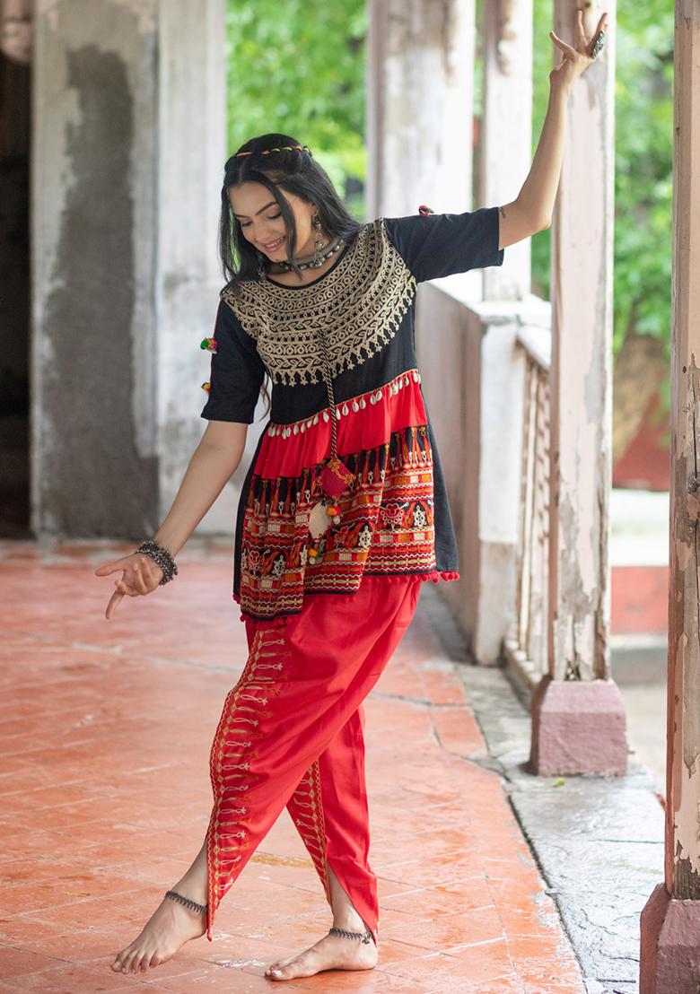 Black Aari Work Cotton Salwar Kameez