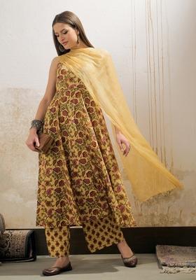 Yellow Embroidered Cotton Salwar Kameez With Dupatta
