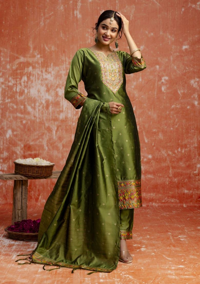 Mehendi Green Embroidered Cotton Silk Blend Salwar Kameez With Dupatta