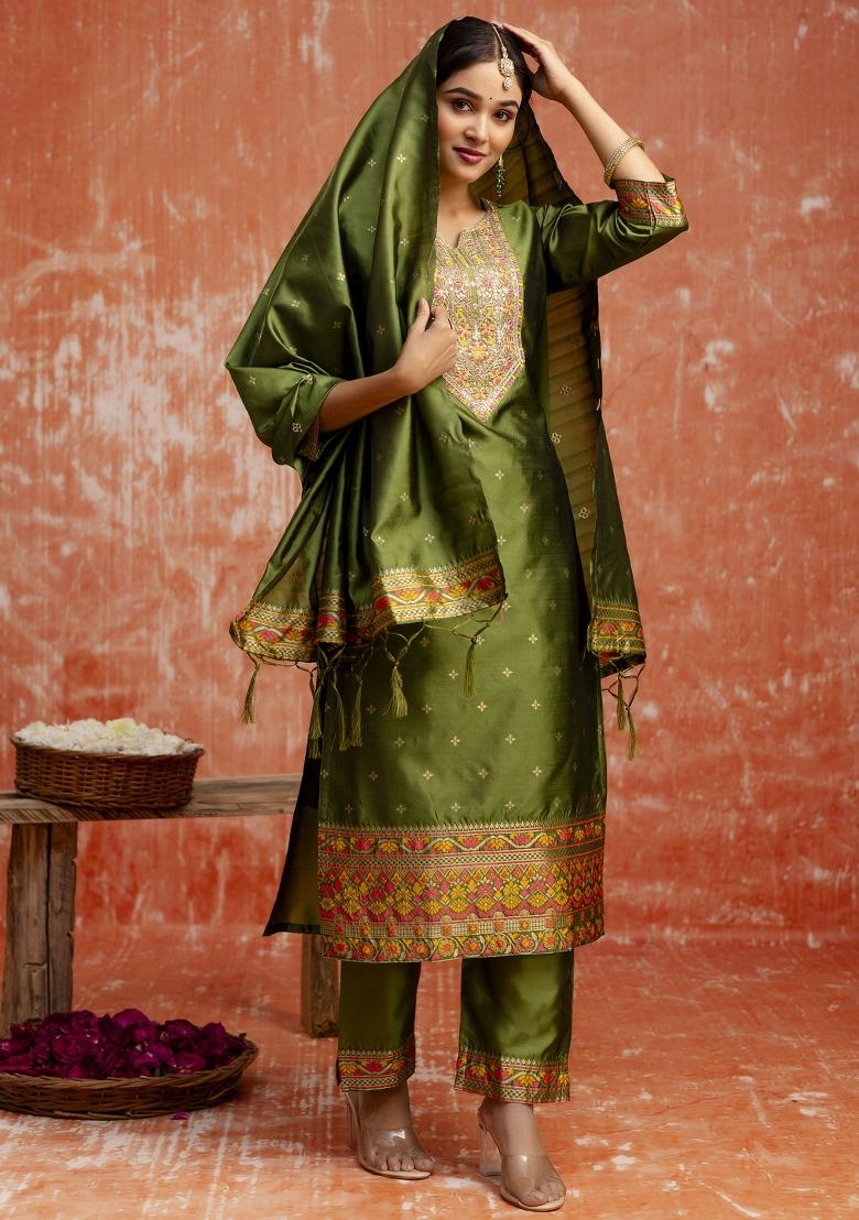 Mehendi Green Embroidered Cotton Silk Blend Salwar Kameez With Dupatta