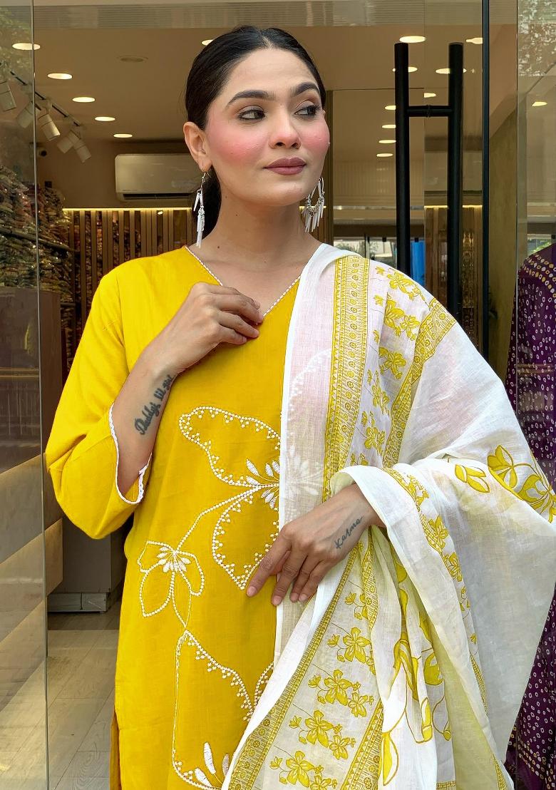 Yellow Embroidered Viscose Chanderi Salwar Kameez With Dupatta