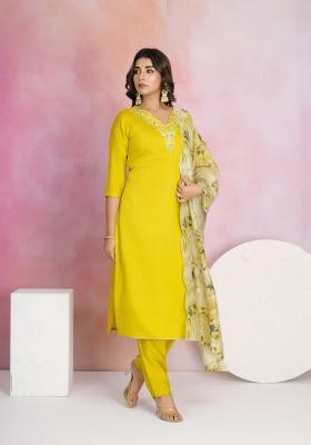 Yellow Embroidered Chanderi Salwar Kameez With Dupatta