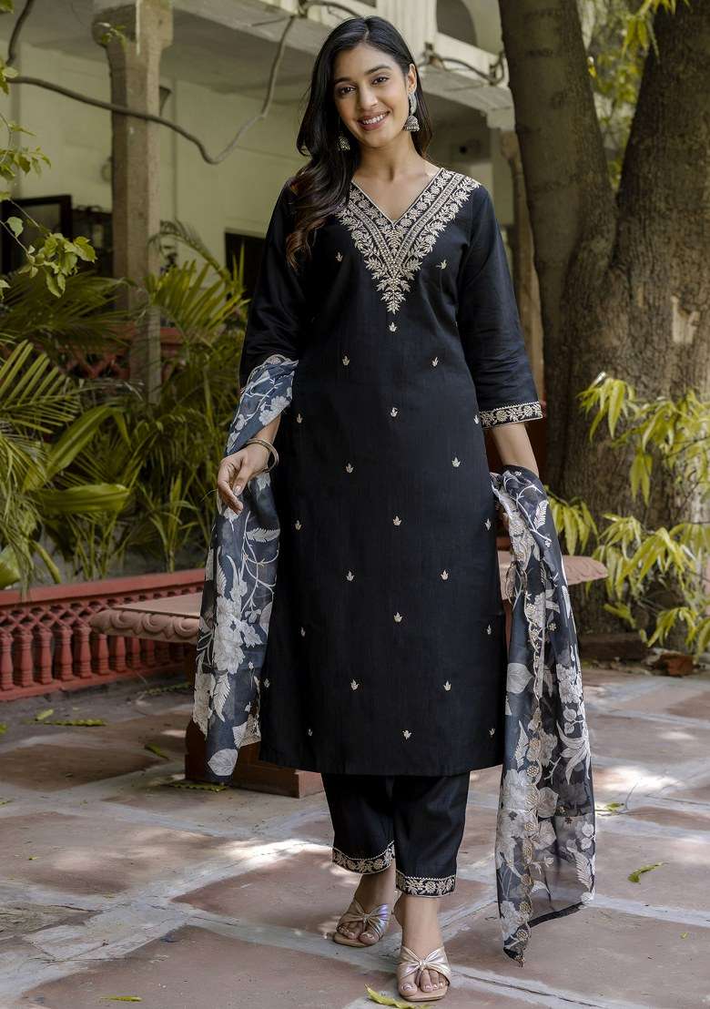 Black Embroidered Viscose Straight Kurta Set - Indya