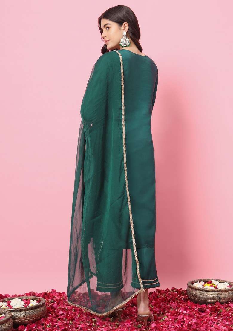 Green Embroidered Silk Blend Straight Kurta Set - Indya