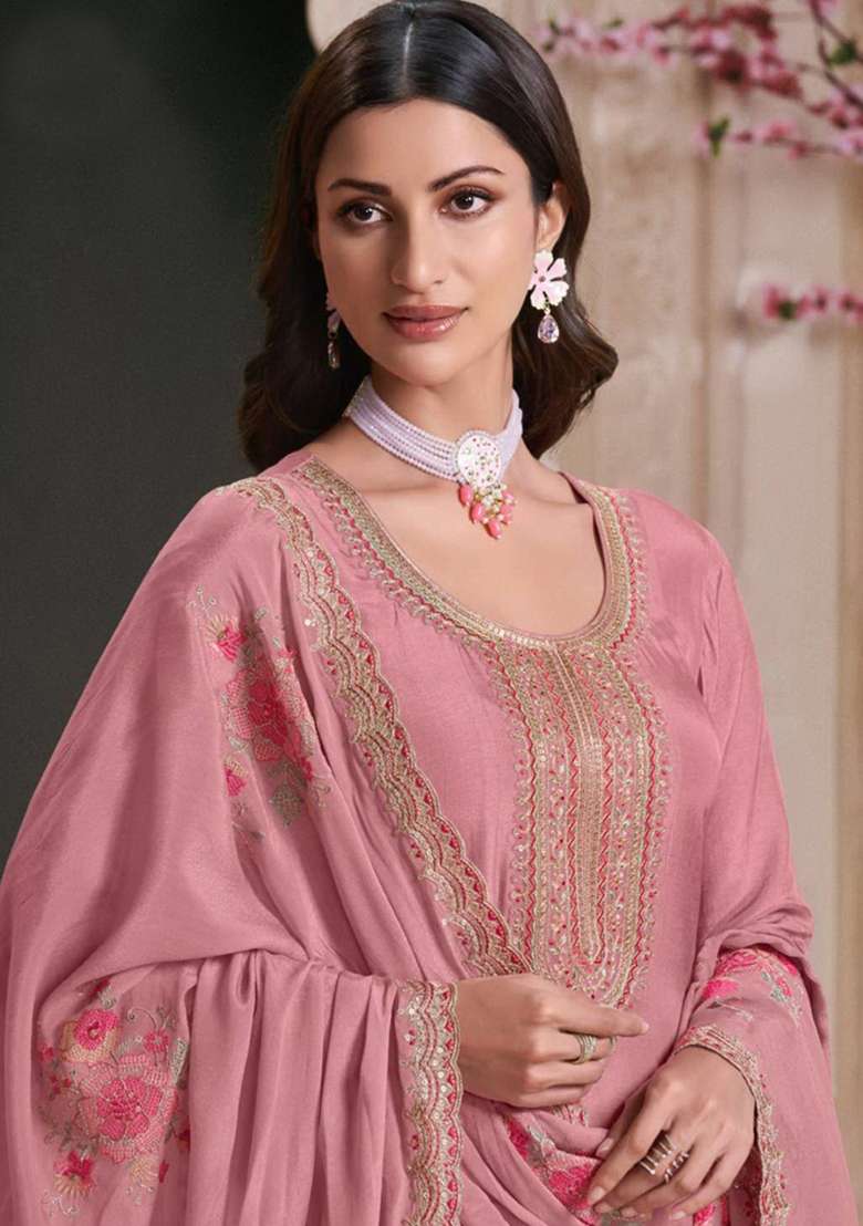 Light Pink Embroidered Silk Blend Pakistani Suit Set - Indya