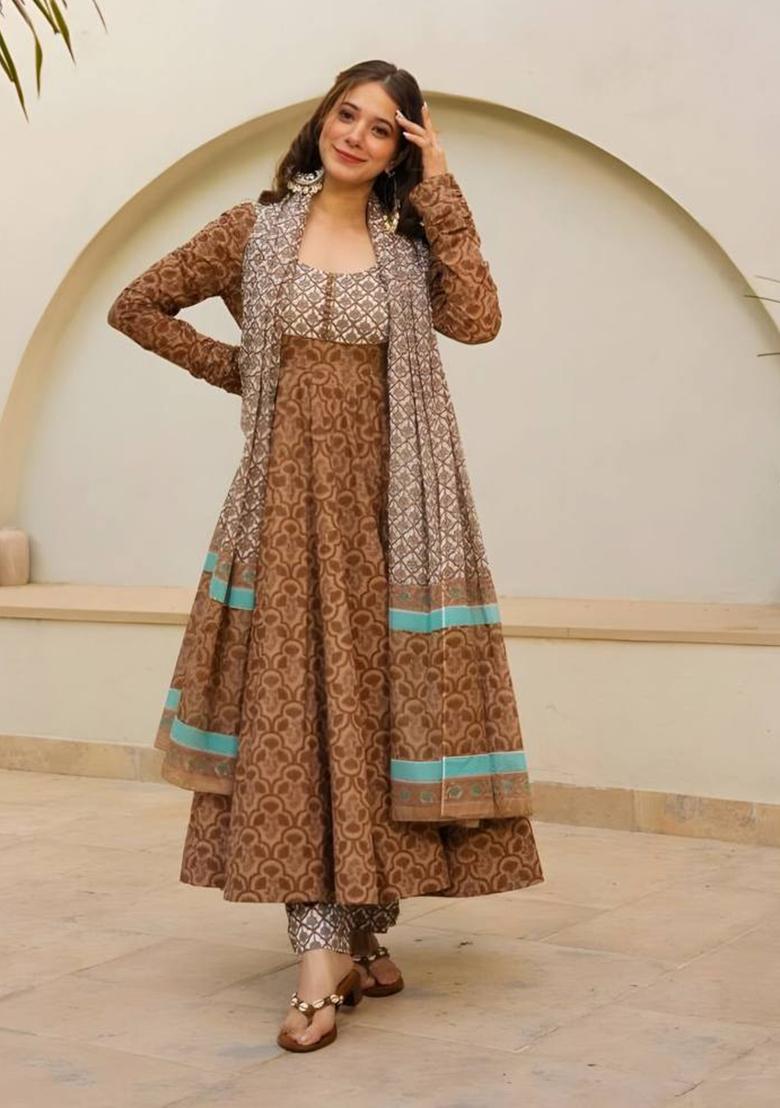 Chiku Embroidered COTTON Salwar Kameez With Dupatta