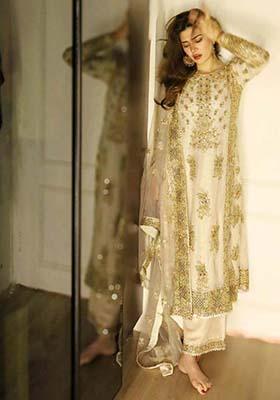 Off White Georgette Embroidered Salwar Kameez With Dupptta