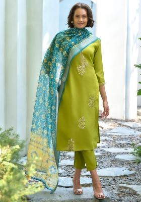 Green Embroidered Cotton Silk Blend Salwar Kameez With Dupatta