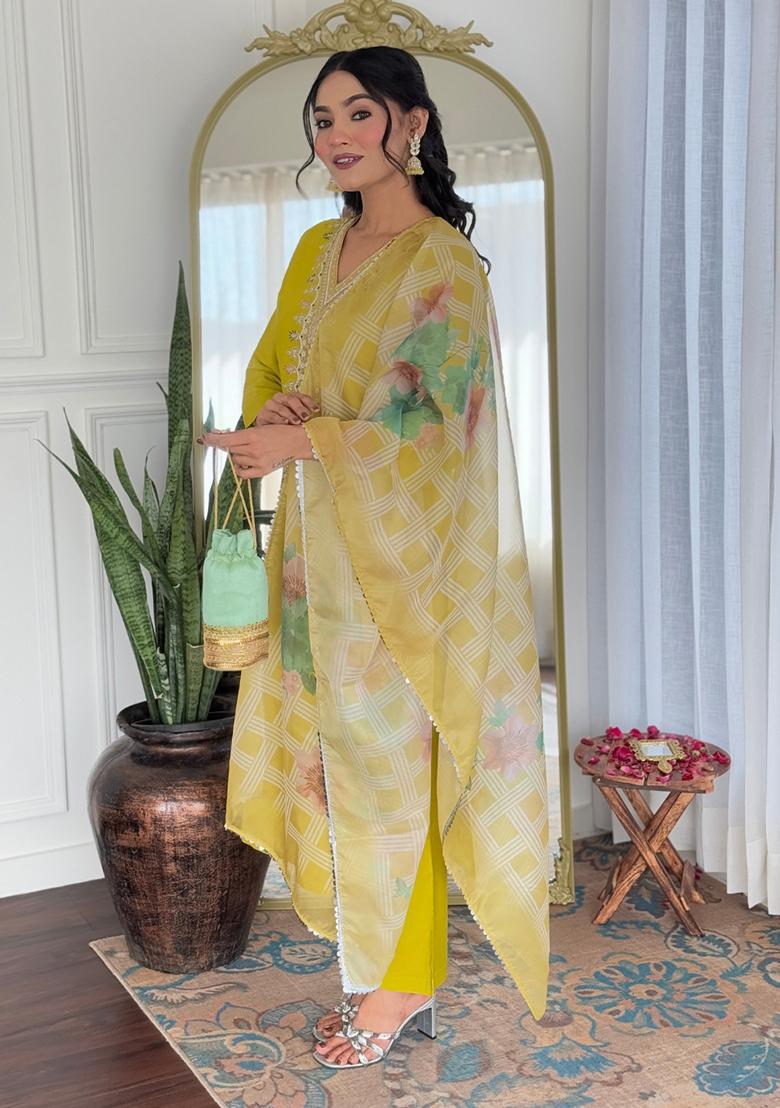 Yellow Viscose Embroidered Salwar Kameez With Dupptta