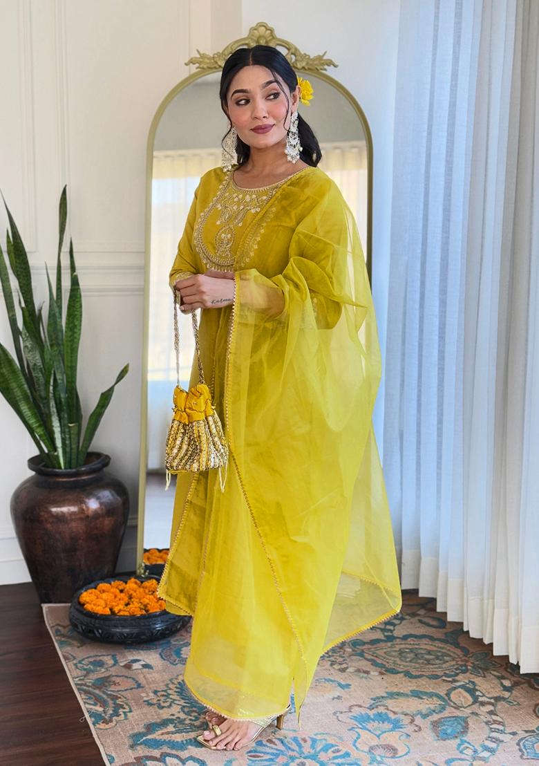 Liril Rayon Embroidered Salwar Kameez With Dupptta