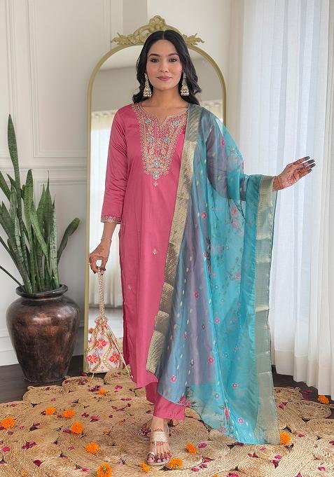 Gajri Viscose Embroidered Salwar Kameez With Dupptta